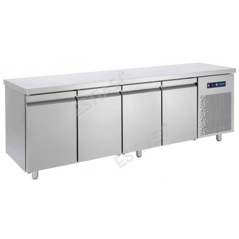 Undercounter chiller 239cm with 4 GN 1/1 doors