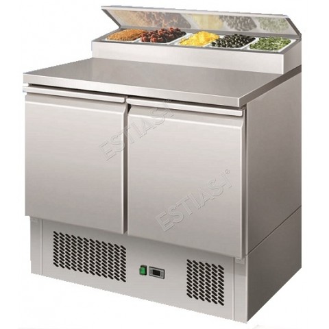 Refrigerated counter 90cm with spot for containers