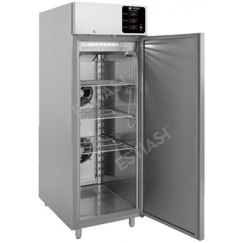 Refrigerated defrosting chamber for frozen food