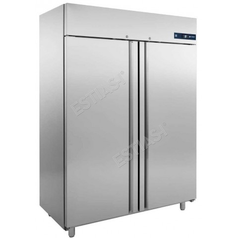 Freezer cabinet with 2 large doors
